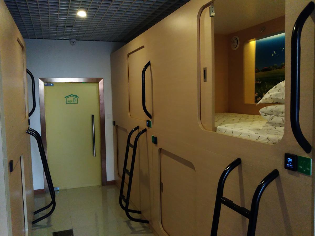 The Olive Tree Capsule Hostel Шэньчжэнь Экстерьер фото