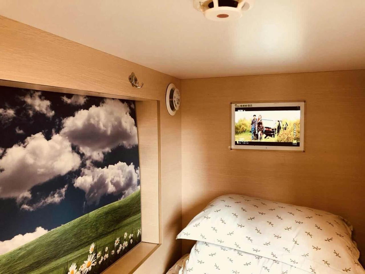 The Olive Tree Capsule Hostel Шэньчжэнь Экстерьер фото