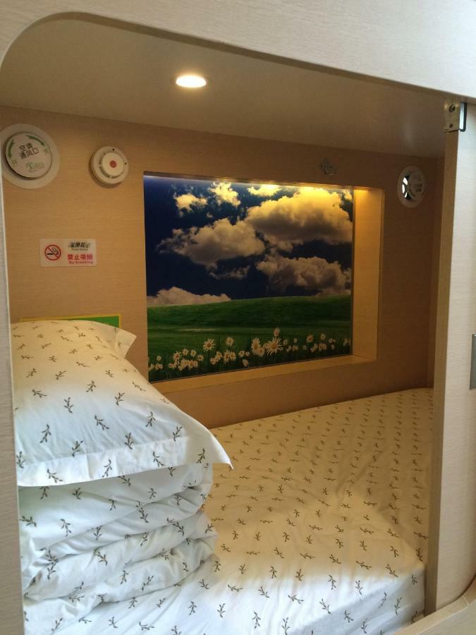 The Olive Tree Capsule Hostel Шэньчжэнь Экстерьер фото
