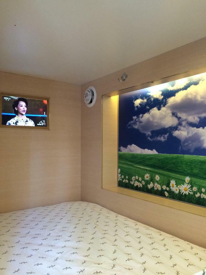 The Olive Tree Capsule Hostel Шэньчжэнь Экстерьер фото